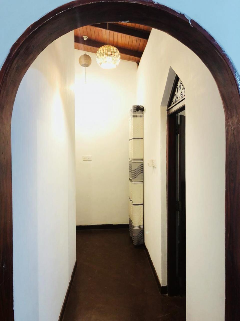 Mama'S Hostel Аханґама Екстер'єр фото