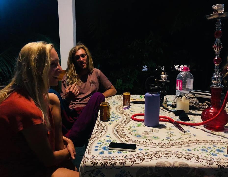 Mama'S Hostel Аханґама Екстер'єр фото